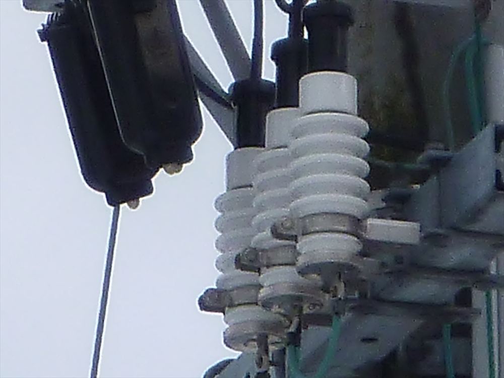 高圧区分開閉器･避雷器取替工事（2016/12月）