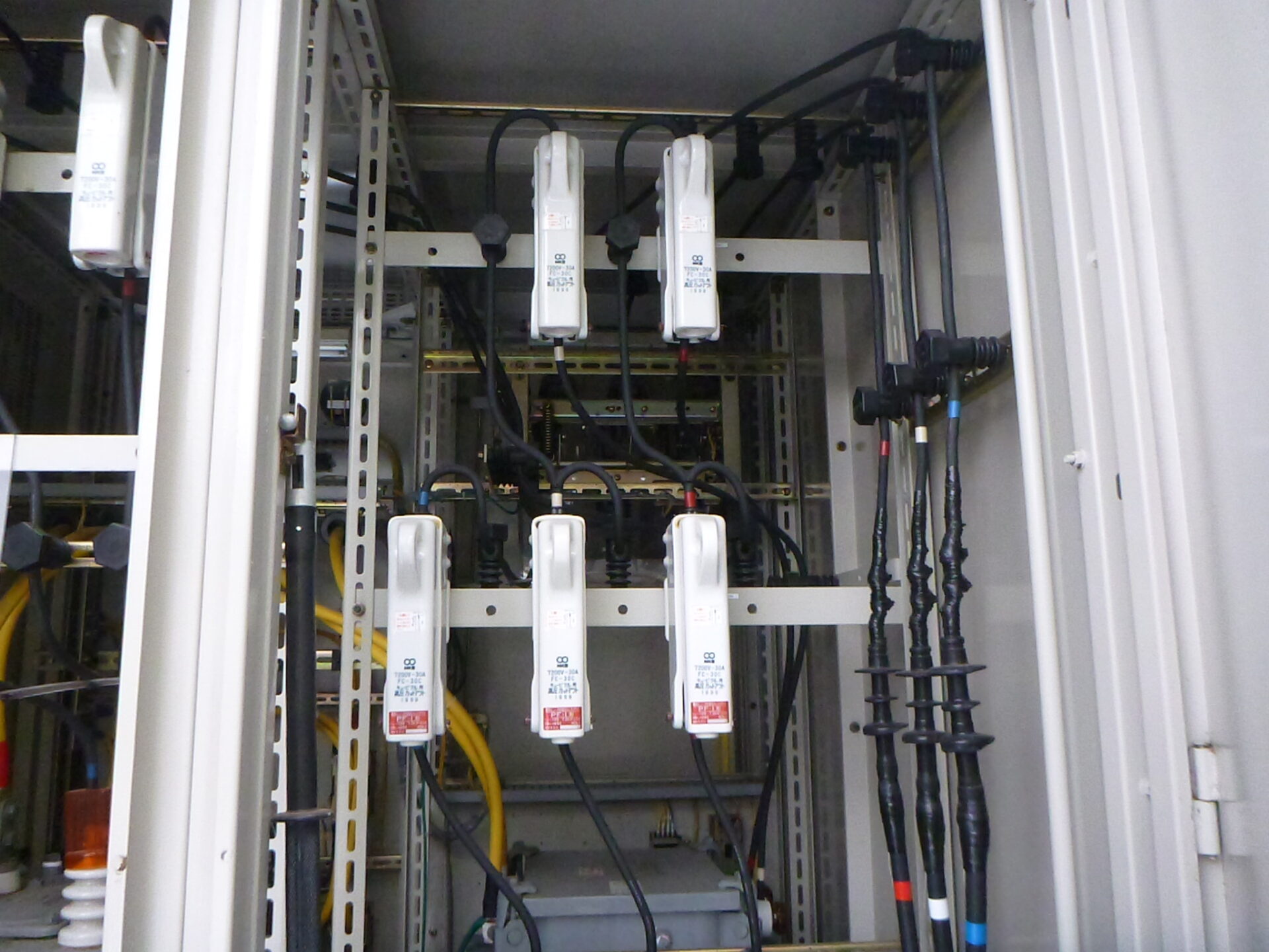 小千谷市地域福祉ｾﾝﾀｰみなみ高圧受電設備修繕工事(小千谷市社会福祉協議会)