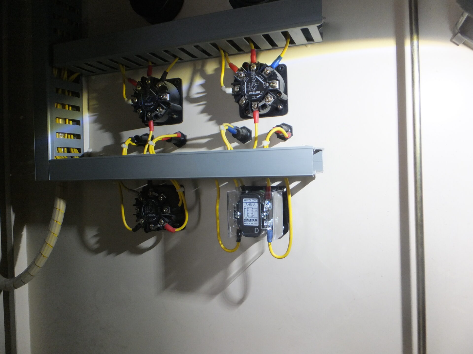 片貝中学校高圧交流負荷開閉器取替修繕工事