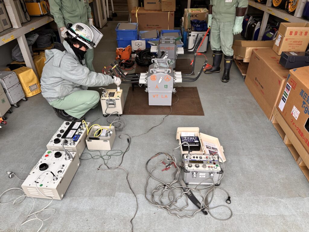 東山小学校高圧機器更新工事