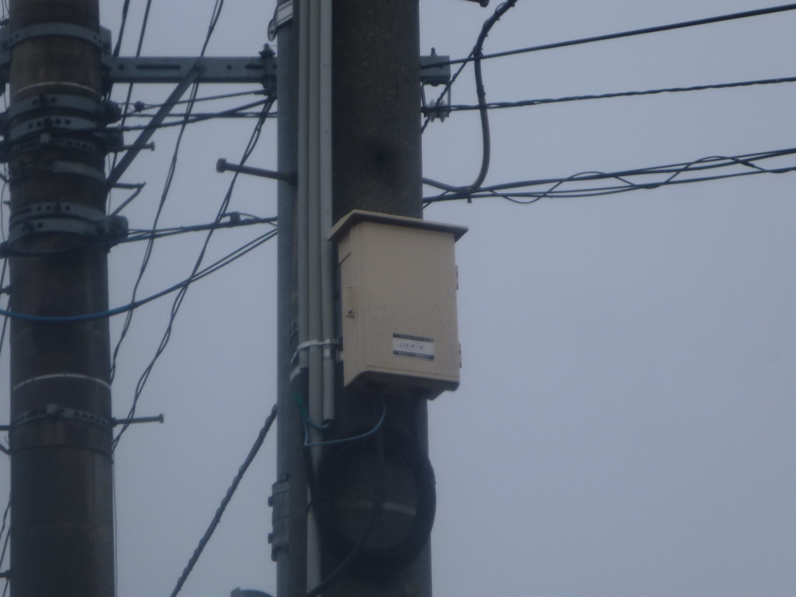 小千谷警察署高圧気中開閉器取替工事